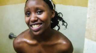 Online film Ebony babe smiles before hardcore pounding in hotel bathroom