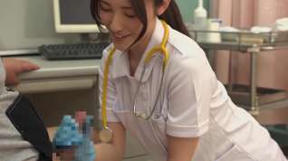 Online film 791_UMD003_1030_Mature Nurse