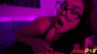 Online film Fit Sid - Chubby Gf Sucks Cock In Pink Light With Facial