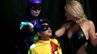 Online film Knightwoman And Robyn Vs - Carissa Montgomery And Amo Morbia