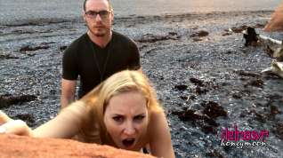 Online film Honey Moon And Delirious Hunter - Amateur Couple Sex On The Beach (nova Scotia)