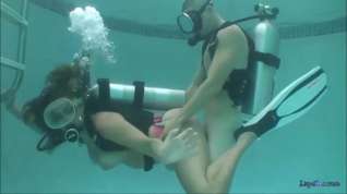 Online film Underwater Scuba Sex With Katie Cummings