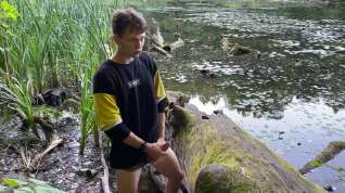 Online film Twink Jerks Off In Nature Gay Porn