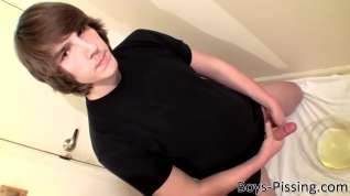 Online film Jay Marx Fills A Bowl With Warm Piss And A Sticky Cum Load