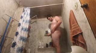 Online film Fat Boy Jerks In Shower Then Eats Cum