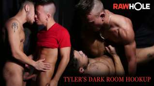 Online film Tyler's Dark Room Hookup