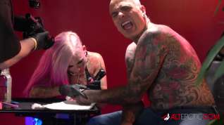 Online film Evilyn Ink Tattoos and Fucks Sascha