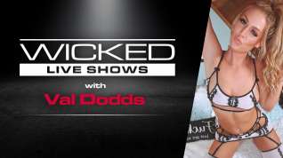 Online film Wicked Live - Val Dodds