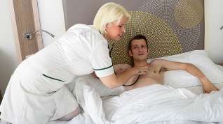 Free online porn Horny mature nurse gives her young male patient a very special treatment