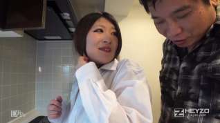 Online film Busty Housekeeper Rina With Rina Araki