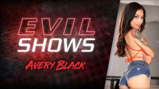 Online film Evil Shows - Avery Black, Scene #01