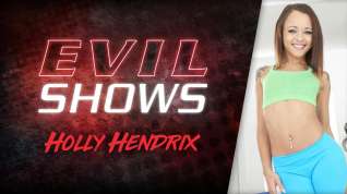 Online film Evil Shows - Holly Hendrix, Scene #01