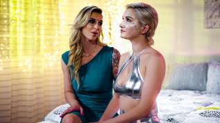 Online film Skye Blue & Brooke Banner in Every Minute We Have Left