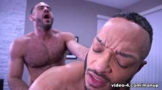 Online film Dillon Diaz & Ricky Larkin in Ricky Voodoo Butt Fucks His Gym Buddy - ManUpFilms