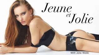 Online film Jolie Webb in Jeune et Jolie - SuperBeModels