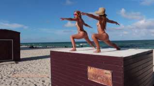Online film Shameless Teens Topless On The Beach