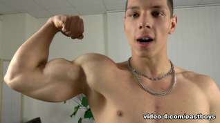 Online film Flexing - Muscle Worship - Massage - EastBoys