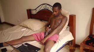 Online film Hot Teen African Chap Masturbating His Penis