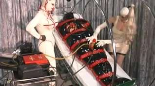 Online film Rubberdoll Factory 1 Scene 3