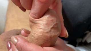 Online film Foreskin Play And Cumshoot In Mouth