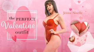 Online film VRALLURE The Perfect Valentine's Outfit