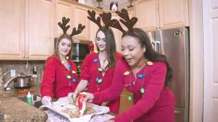 Online film Naughty Teens Fucked By Santa During Quarantine Holiday