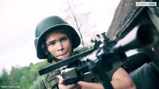 Online film In The Army Now