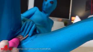 Online film Enjoy the Zentai doll spoiled with new toy