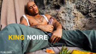 Online film King Noire: Man Vs. Mango - KinkMen