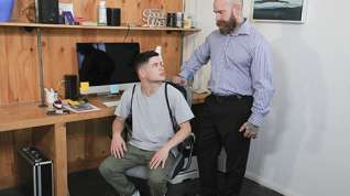 Online film Country Daddy Ch 5: Bring Your Son To Work Day - FamilyDick