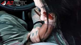 Online film Inked up Mallory Maneater sucks cock in the car