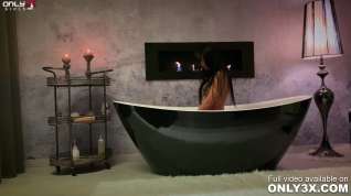 Online film Classy Shalina Devine romantic anal toying at the bathtub by Only3x