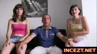 Online film Real Spanish Dad And Daughter And Stepmother