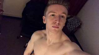 Online film Sporty Boy Cums For You - Alexander Light