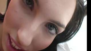 Online film Beautiful Girl Look At Her Face And Do The Arousing Session
