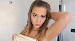 Online film Naomi Bennet in That's How Czech Teens Do It! - RealityLovers