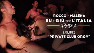 Online film Malena & Sara Bell & Rocco Siffredi in Private Club Orgy - RoccoSiffredi