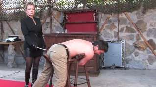 Online film Cruel Caning in the Courtyard
