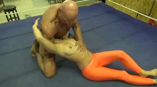 Online film Old Vs Young Mixed Wrestling