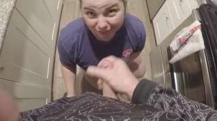 Online film wife cooks and sucks dick