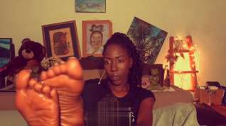 Online film Sexy Ebony Feet Rubbing ASMR