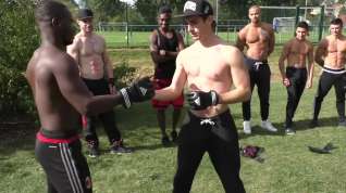 Online film Muscle Guys Gut Punch Match