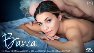 Online film Bianca - Bianca Booty & Lutro - SexArt