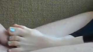 Online film Blue Nail Polish Foot Job