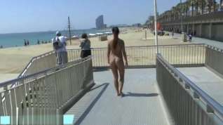 Online film Victoria Sweet shows her sexy naked body on public streets
