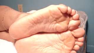 Online film Side view of some sexy soles...