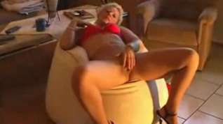 Online film Mature sexy blonde in pantyhose
