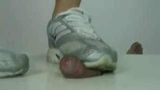 Online film HHH - Sneakers Cock Trample without cum