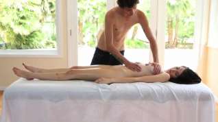 Online film Playgirl Emily Grey in massage porno video