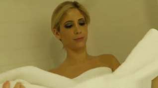 Online film Beauty Tasha Reign taking part in jizz flow porno in shower